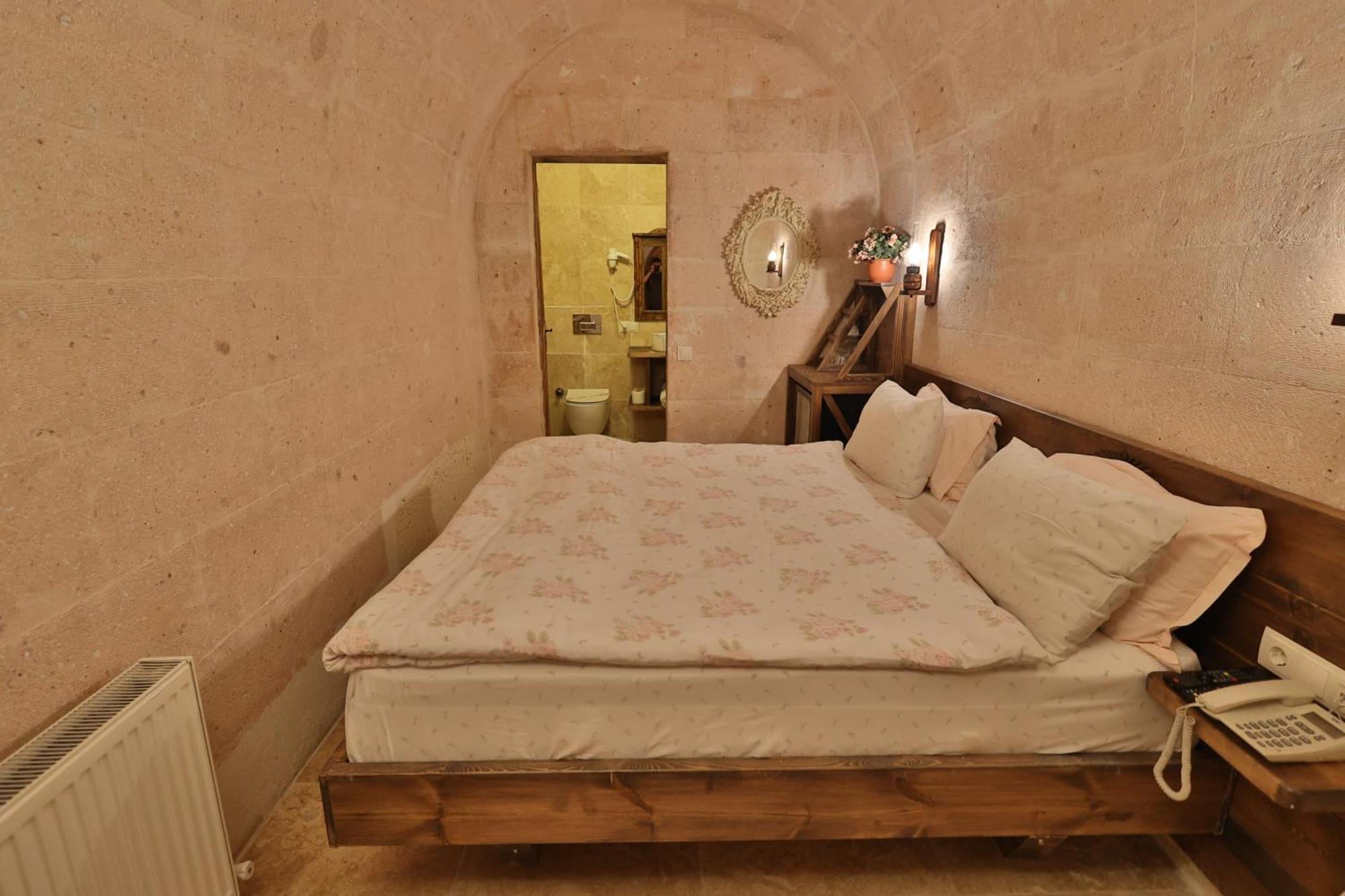 Demisos Caves Hotel Ürgüp Extérieur photo